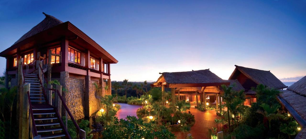 Outrigger Fiji Beach Resort Korotogo Ngoại thất bức ảnh The Village